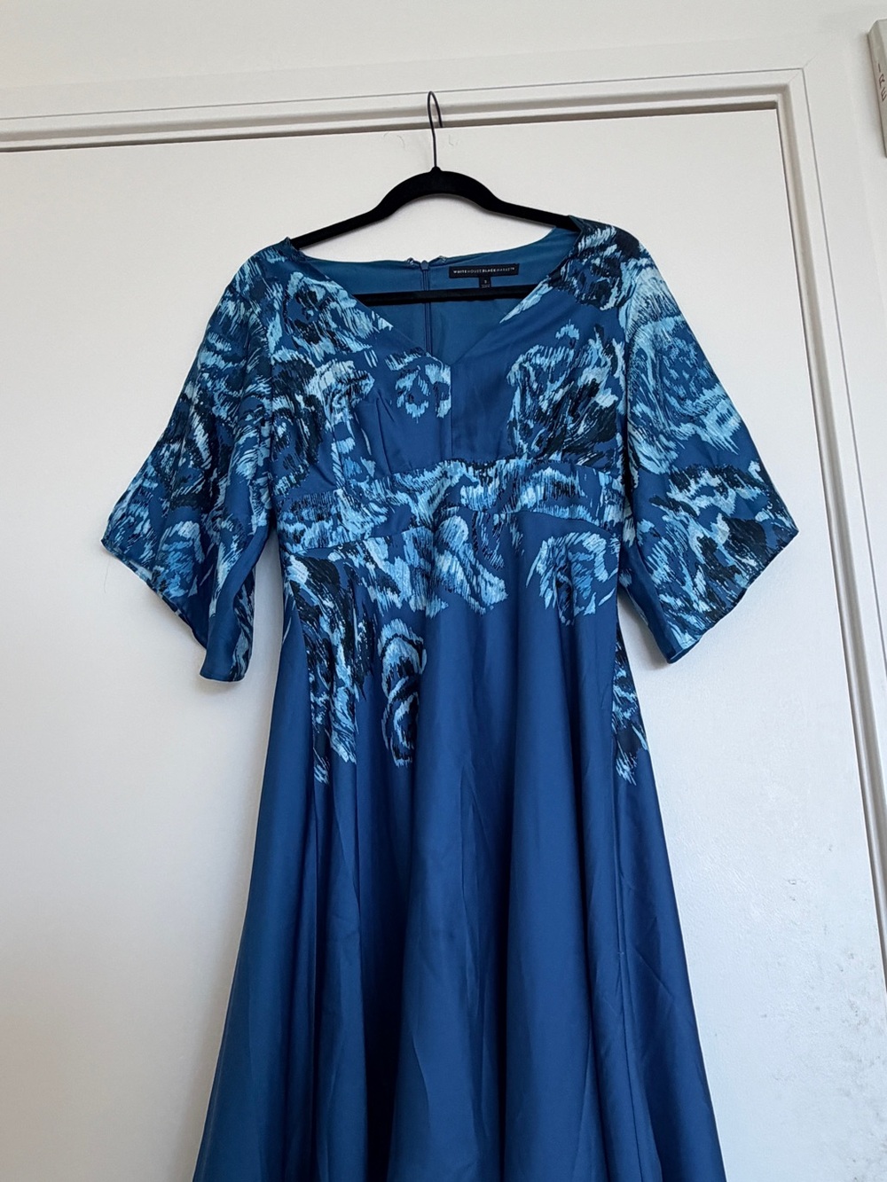 White House Black Market Blue Patterned Midi Dress